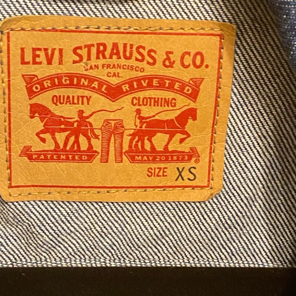 Levi’s Jean jacket denim XS, once loved - Picture 5 of 9